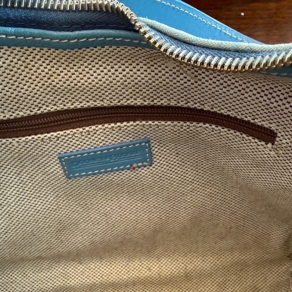 Dooney & Bourke Vintage light blue Leather DB Monogram Shoulder bag & coin purse - Picture 14 of 16